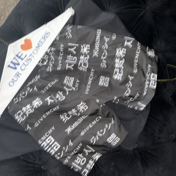 Givenchy 2pc - Picture 4 of 4